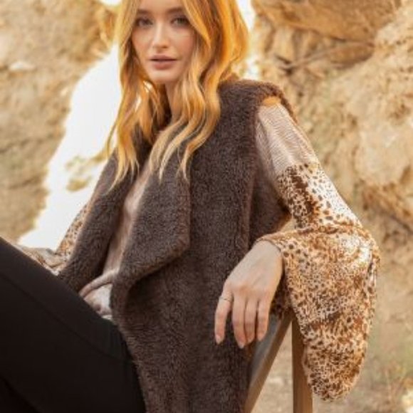 Mystree Jackets & Blazers - Has POCKETS Cozy Sherpa Fully Line Vest by Mystree